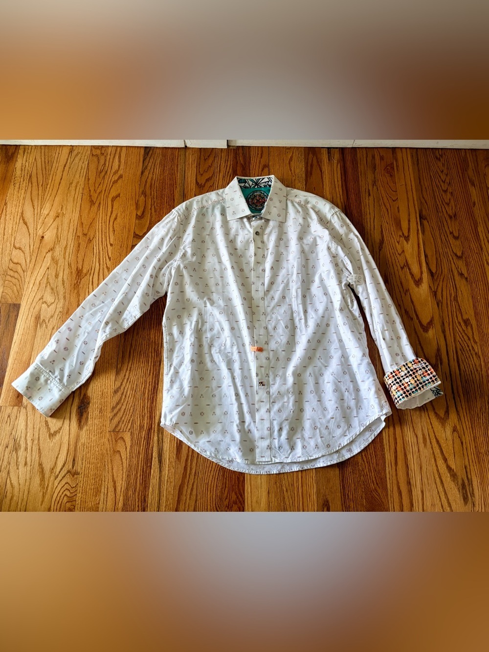 Robert Graham White Shirt with Collar Accent and Flip Design on Cuff